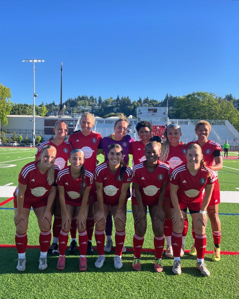 A windy weeknight XI 👏

Livestream link in bio.

#PlayforHer #cfcatletica #somoscfc