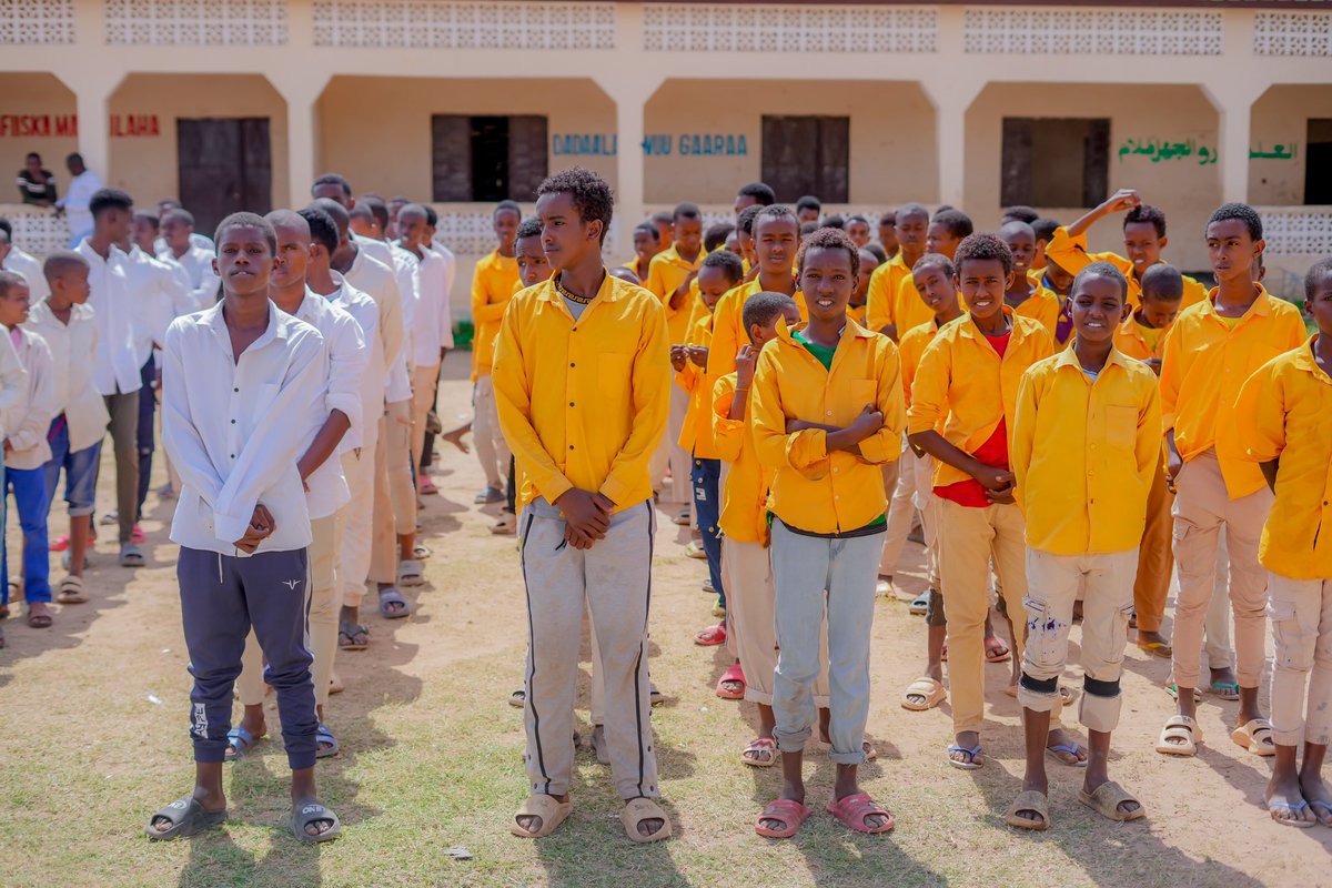 soyvda's tweet photo. On the occasion of World Environment Day, Under @USAIDBarAmaBaro Program, SOYVDA in close partnership with @1977Creative organized a one day event at one of the ABE Schools in Balcad district. 1/2
#GenerationRestoration #Youth4Climate https://t.co/UQrEbaqW8w