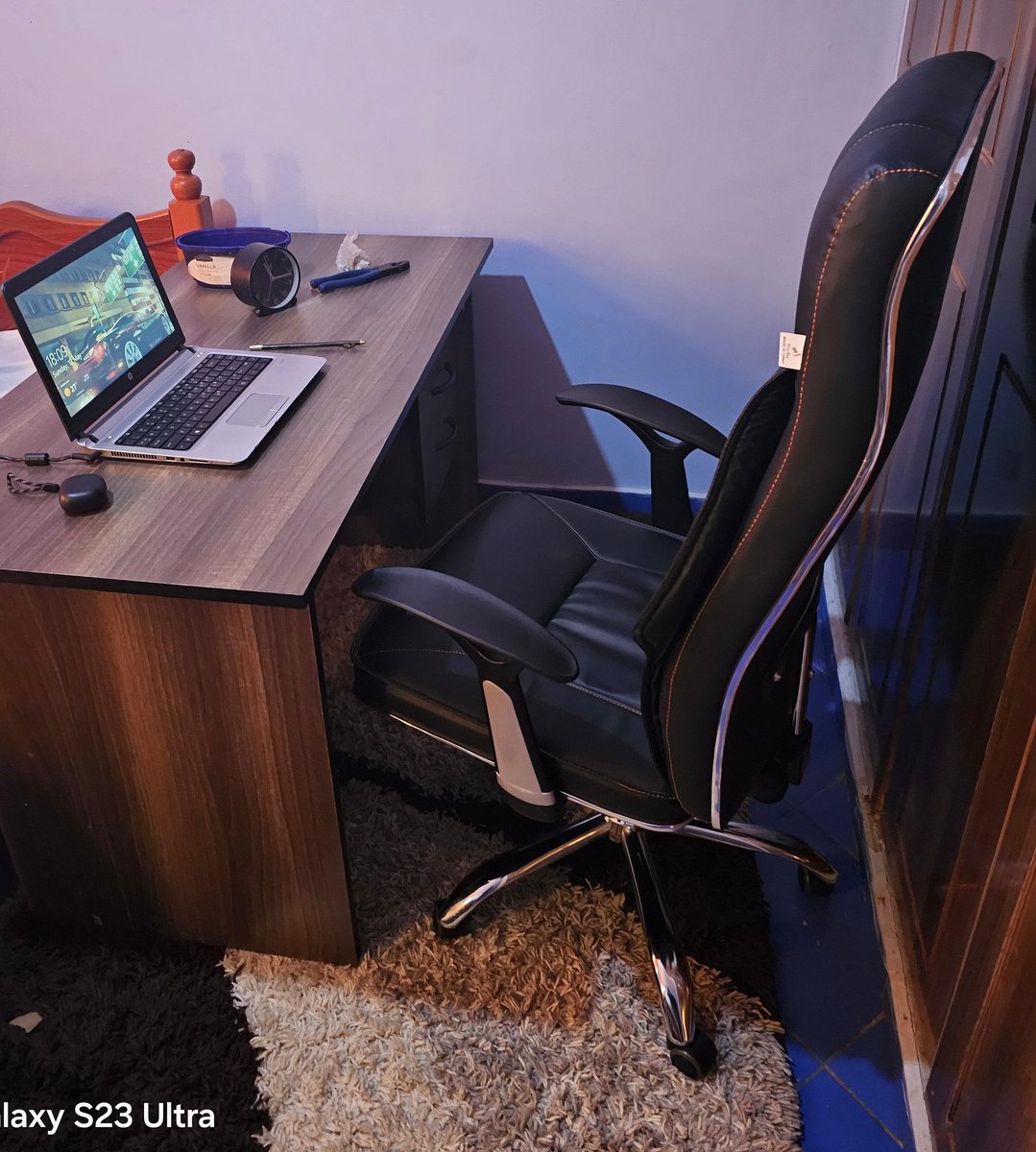 JrMarketers's tweet image. Leather chair with a 1.2m desk
Price: Ksh 17,000
Call/Whatsapp or Dm
0700362592

#Njugush miss Morgan Abel mutua salasya QUIVER finance bill 2024 citizen tv Sarah Hassan Depression kuria kimani PAYE Raila odinga