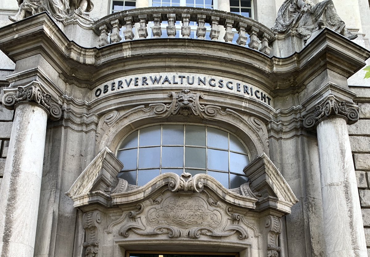 Altkanzler Schröder möchte sein Büro zurück – und ist in erster Instanz mit seiner Klage gegen die BRD gescheitert. Heute nun kommt es in Berlin zur Berufungsverhandlung vor dem Oberverwaltungsgericht.