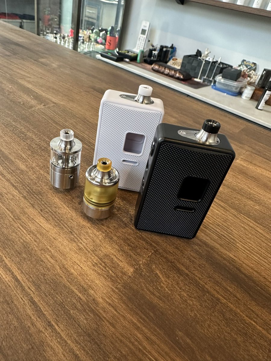 KoRoMods's tweet photo. 新シリーズ「Nupuri」に兄弟分ドリチが登場！

基本設計はそのままに樹脂パーツを大胆に変更したミドルロングサイズ。

シンプルな見た目ながら
こだわりを盛り込んだデザインは使用感も面白い仕上がりです。

多くの方は見た目よりロングに感じさせ、内径も大きく感じると思います。 https://t.co/7KnmFiFflG