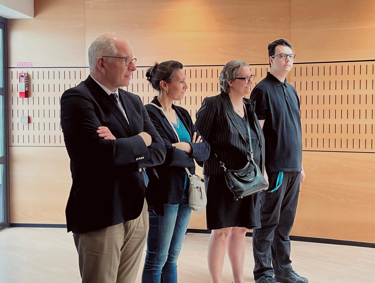 acrennes's tweet photo. École inclusive ⌨ | Le Directeur académique du Morbihan, les Directeurs Départementaux Adjoints du Crédit Mutuel de Bretagne pour le Morbihan et Ryann Dubois, ont remis des kits KEYDYS aux écoles et collèges du Morbihan
👉Dernière étape de distribution dans l'académie de Rennes https://t.co/2SAWEtUVDN