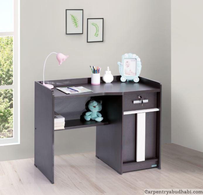 AbuCarpentry's tweet image. Create a study space you&apos;ll love! Our study tables are designed for focus and comfort, making every study session productive. #StudyTables  #HomeOffice
Call Now: +97156-600-9626 Email: info@carpentryabudhabi.com
Visit: carpentryabudhabi.com/study-table/