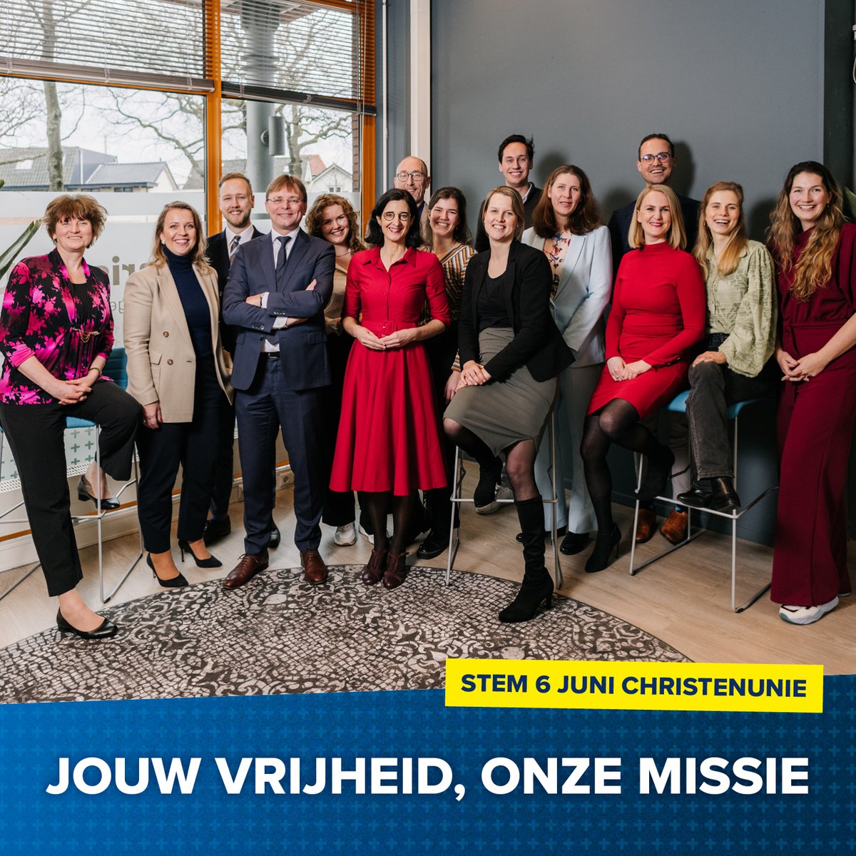 Vandaag mag je stemmen voor de EU verkiezingen.

Bij de Tweede Kamer verkiezingen zaten we op 213.000 stemmen, voor de EU zetel hebben we 180.000 stemmen nodig. 

Blijf niet thuis en maak het verschil 💙

#CUinEU #Jouwvrijheidonzemissie #europeseverkiezingen