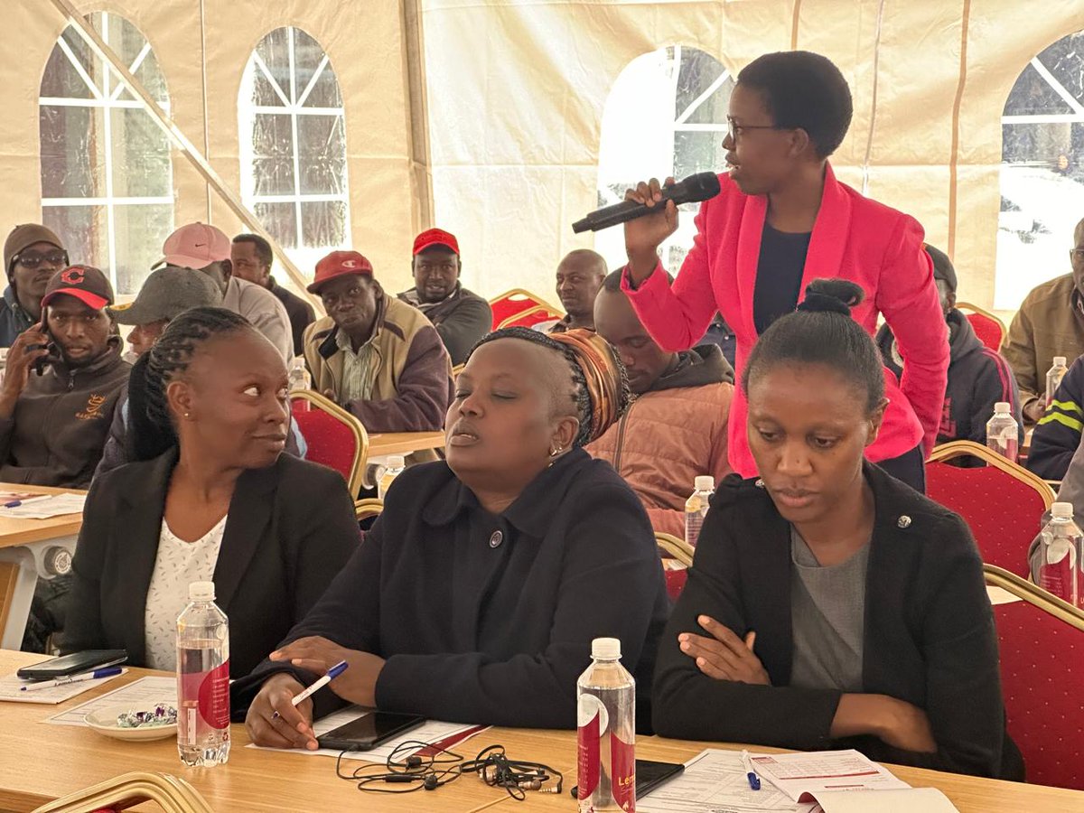 KEBS_ke's tweet photo. The South Rift Region Stakeholder Engagement and Customer Communication Day has started, and the turnout is fantastic!
#StandardsForQualityLife #CustomerCommunicationDay #WajibikaNaKEBS #WeldersCertification ^JKK https://t.co/7oy4ksIs1x