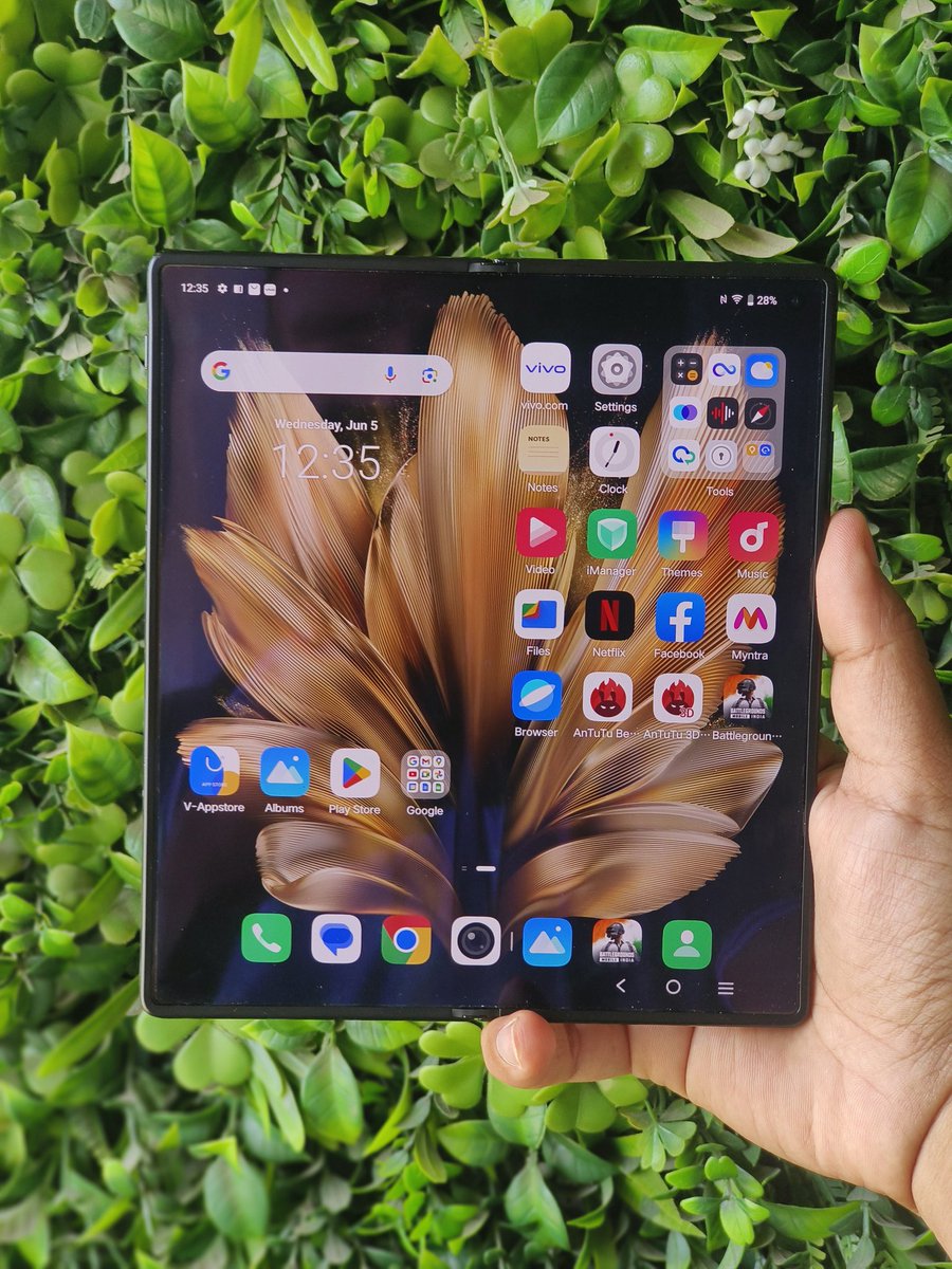 AmreliaRuhez's tweet photo. Vivo X Fold3 Pro launched in India ! 

- 8" 2K AMOLED panel
- 6.53" cover Display
- 5.2MM Thinnest Unfold
- 11.2MM Fold
- 236g Lightest Fold 
- Qualcomm Snapdragon 8 Gen 3
- 50MP + 50MP + 64MP (Tele)
- FunTouchOS 14
- 5,700mAh battery
- 100W wired, 50W wireless
- Dual Fingerprint Sensor
- LPDDR5X UFS 4.0
- Armor Back

Price : ₹1,59,999 (16/512GB)

Rs 15k card discount (145k net)

Your Thoughts on Pricing?

#vivo