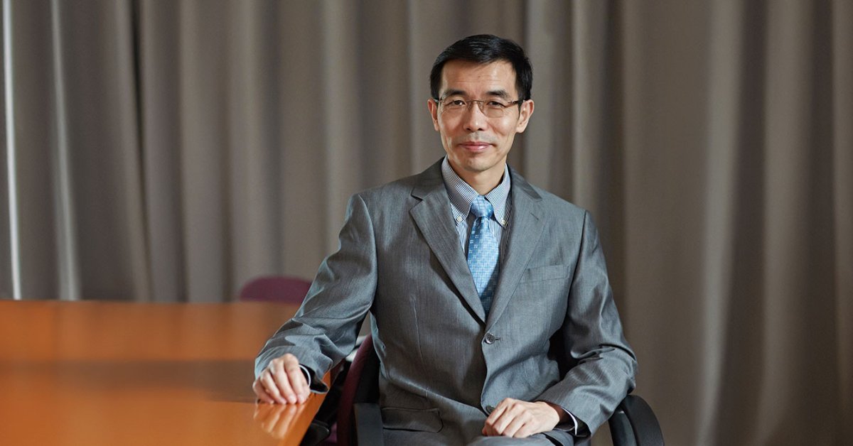 CUHKofficial's tweet photo. Today, we recognise the pioneering contributions of the late Prof Tang Xiao'ou as AI becomes integral. Prof Tang's team achieved groundbreaking advances in computer vision, facial recognition, and deep learning. Read more: https://t.co/hN2qN3UdtH #CUHKinFocus https://t.co/KdeVeryY5q