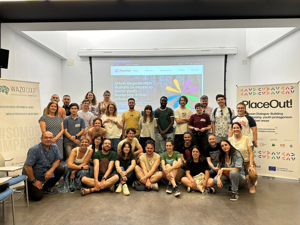 ArcheoAndrea's tweet photo. 🎉 ¡Éxito del Eurocamp en Almendralejo! Del 28 al 31 de mayo, jóvenes de toda Europa se reunieron para co-diseñar la Carta Europea de Regeneración Urbana. Gracias a todos los participantes por su energía y compromiso. 🌍🤝 https://t.co/UJZQgYYZld #PlaceOut #Juventud https://t.co/cdk0xYi6c7