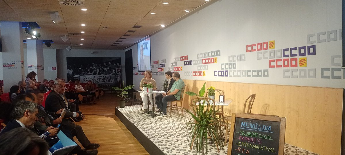 ccoo_apsc's tweet photo. Comença #18JornadaAPSC 18 anys d'una trobada consolidada al món de la previsió social complementària @ccoocatalunya https://t.co/GJ16BvY4BH