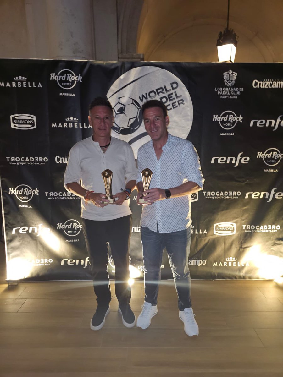 Gran torneo de Padel en Marbella 
Hoy nos vemos en Sevilla en el Benito Villamarín .😊