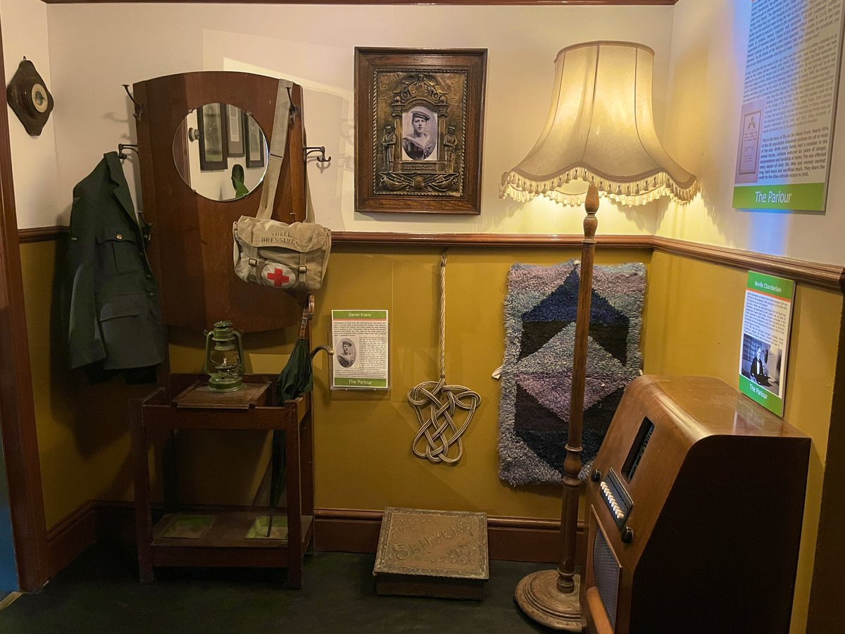 Cat Davies tweet media