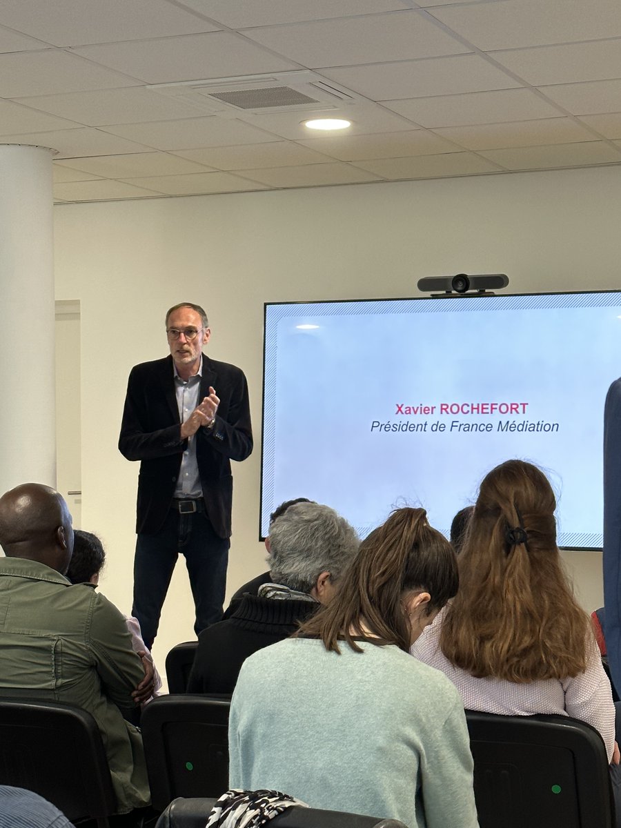 [#Enlive] « Le cyber harcelement est un sujet auquel France Médiation est sensible » Merci à Xavier Rochefort, Président de <a href="/FranceMediation/">France Médiation</a> pour son mot d’introduction 🗣️