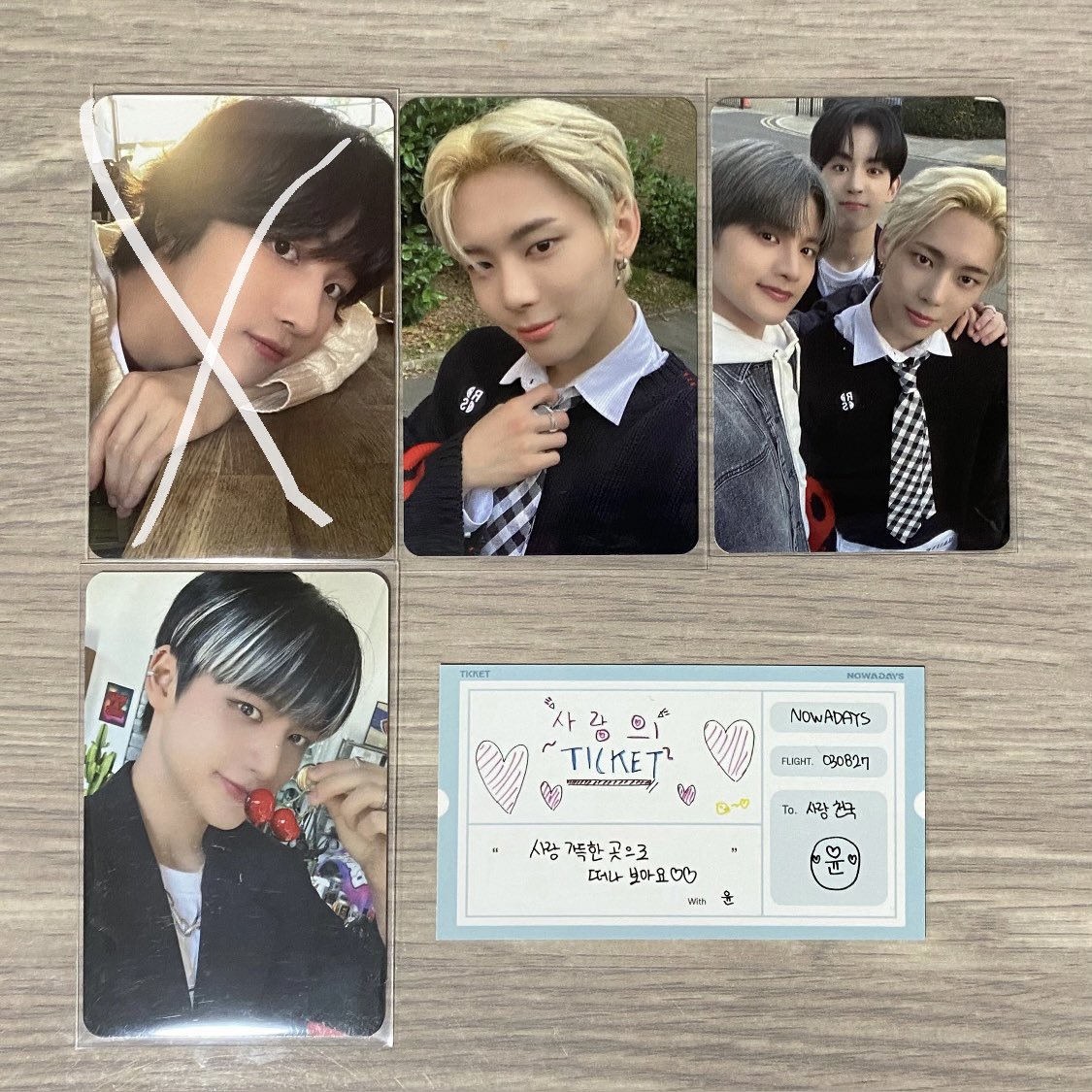 나우어데이즈 공방포카 양도 판매

SELL⭕️

준등기/반택+0.18

제시
open.kakao.com/o/s1T6Pdxf

현빈 윤 연우 진혁 시윤 유닛 티켓 ticket NOWADAYS 공방 포카 사녹