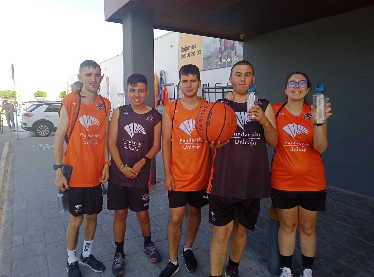 Proyecto675 tweet media