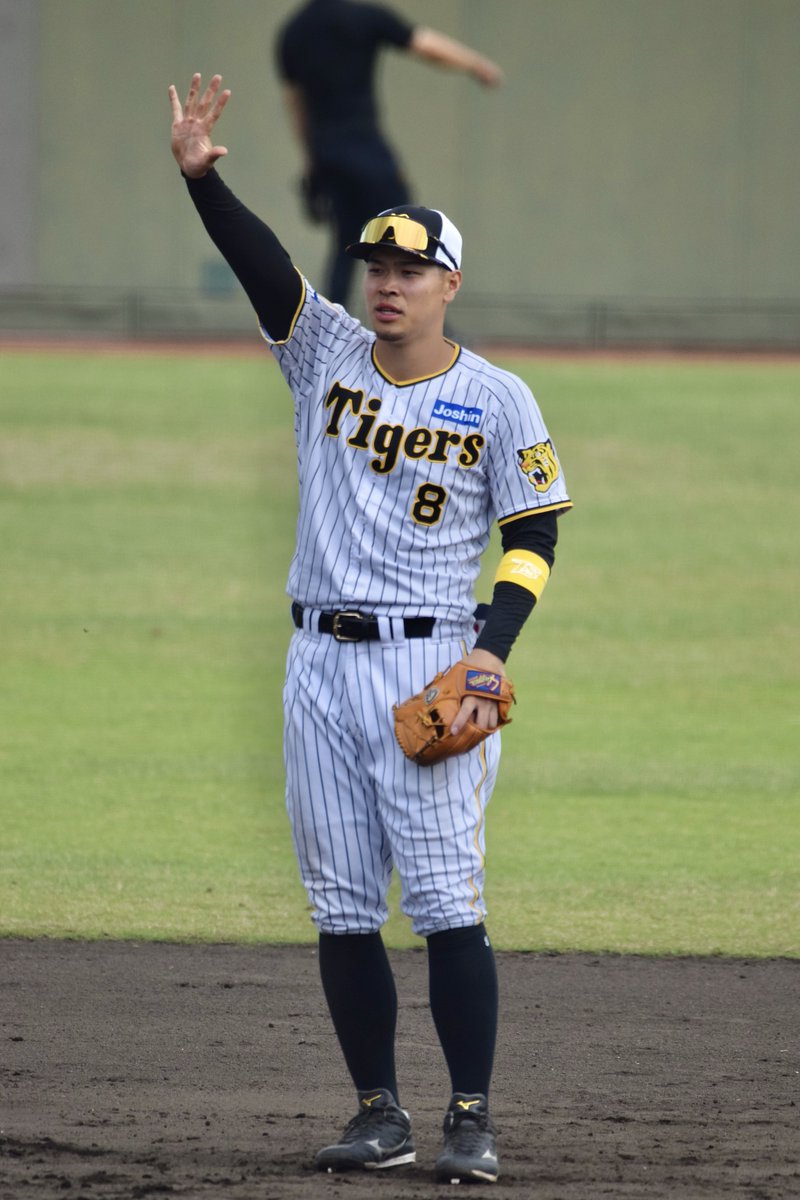 CarryYummyHappy's tweet photo. 「はーい！！！俺今から甲子園行ってもいいですかー！！」

 #佐藤輝明 選手
2024.06.02 鳴尾浜 https://t.co/fMxxlHQLBg
