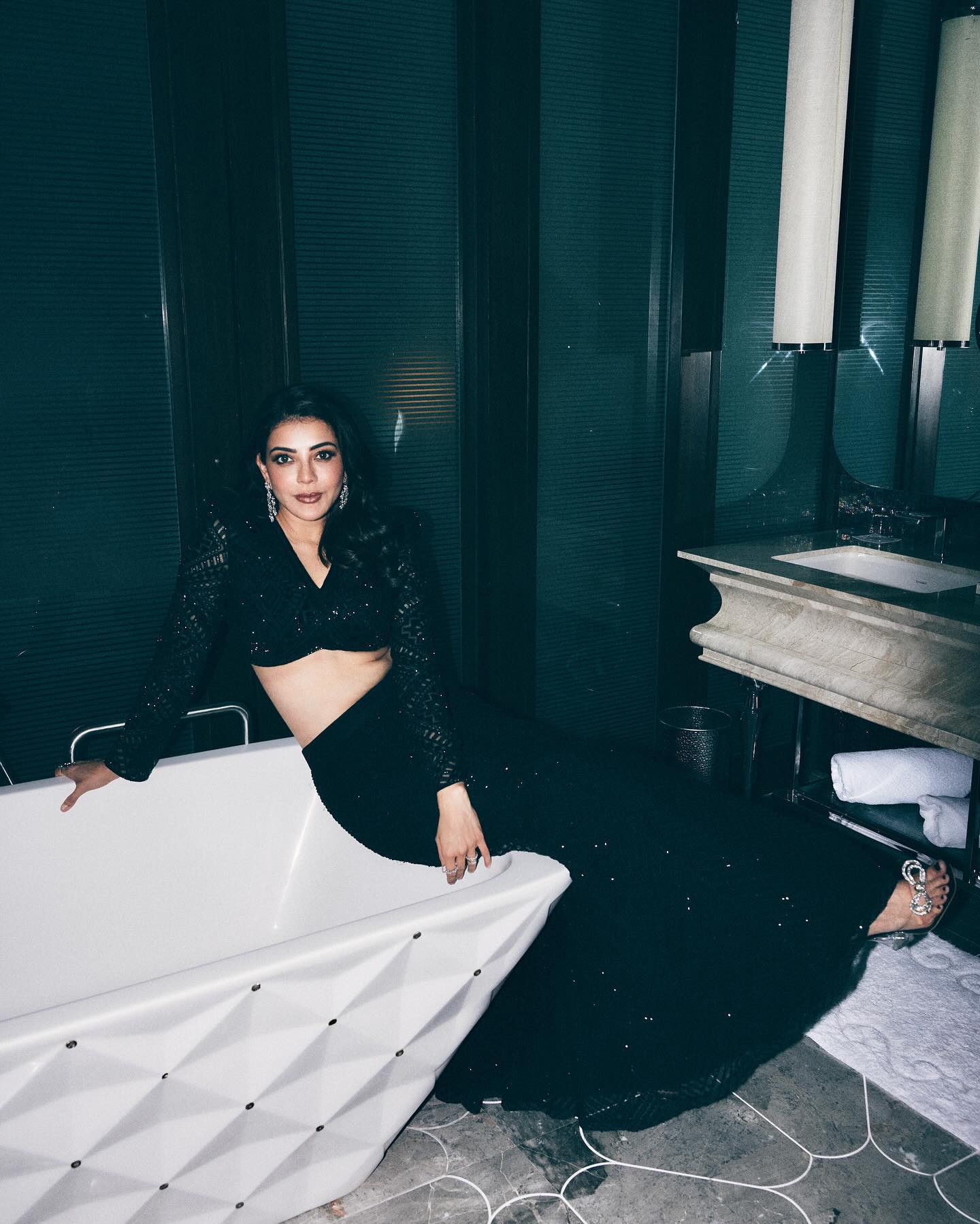 GPX9-9_bYAAEvJo?format=jpg&name=large