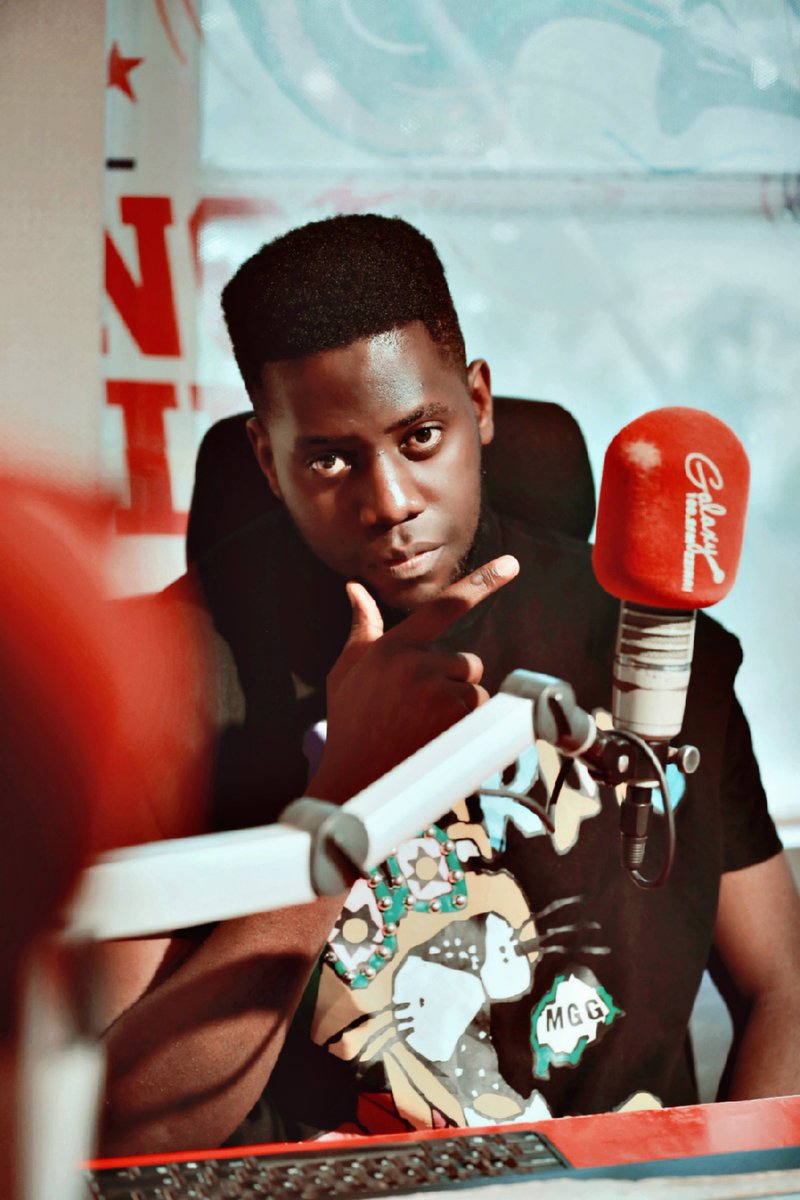 wency_deejay's tweet photo. Every Friday on @GalaxyTVUg
I bring the parte to your living room as I blend dopa dopa beams on the MixMode Show
10pm to Midnight 📌
#MixMode || #Wency || #TopShatta https://t.co/EiqZGPqqlN