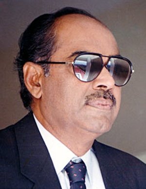 MS Raju (@msrajuofficial) on Twitter photo Remembering the legend #Sri D.Ramanaidu garu on his birthday ๐
<a href="/VenkyMama/">Venkatesh Daggubati</a> <a href="/SureshProdns/">Suresh Productions</a> Remembering the legend #Sri D.Ramanaidu garu on his birthday ๐
<a href="/VenkyMama/">Venkatesh Daggubati</a> <a href="/SureshProdns/">Suresh Productions</a>