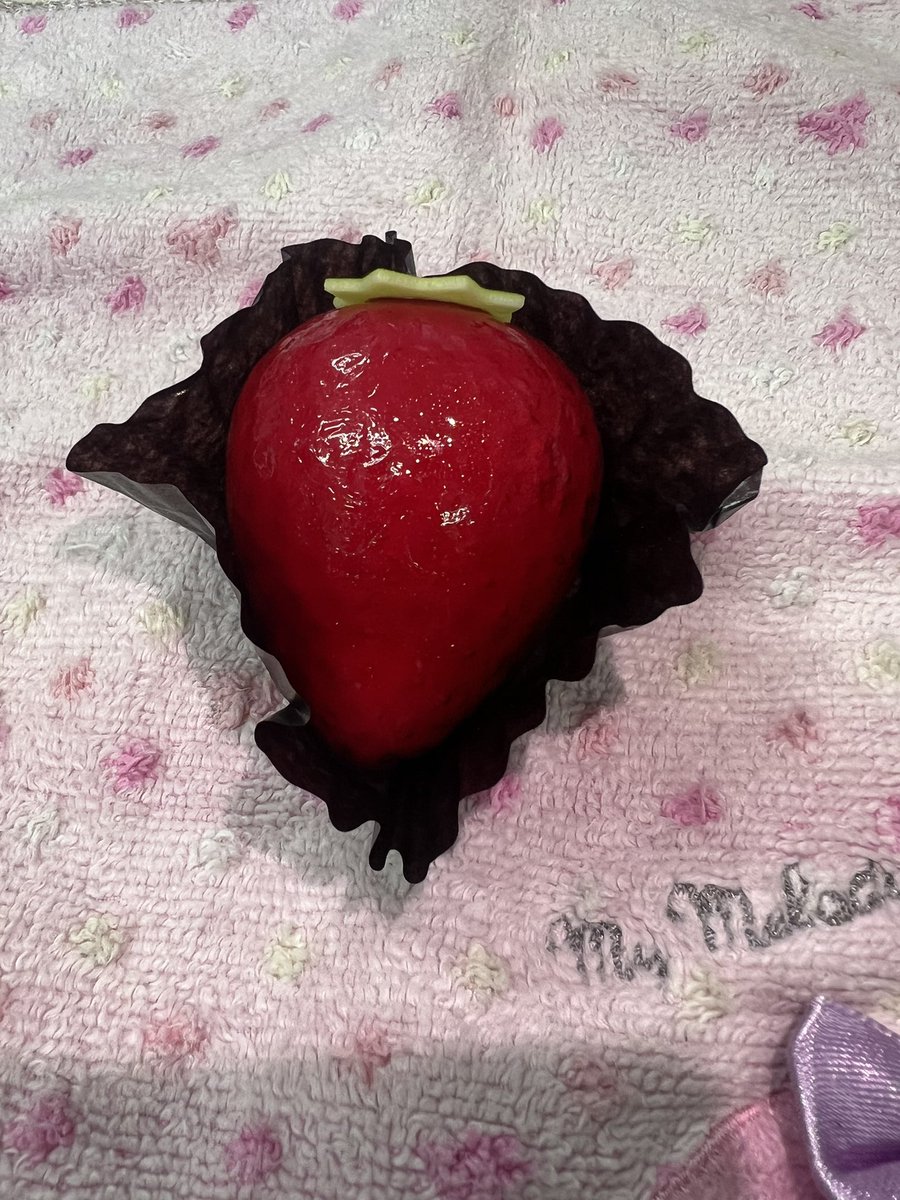 rose11921185's tweet photo. 可愛いデザート🍓 https://t.co/SUrkLWCUGM