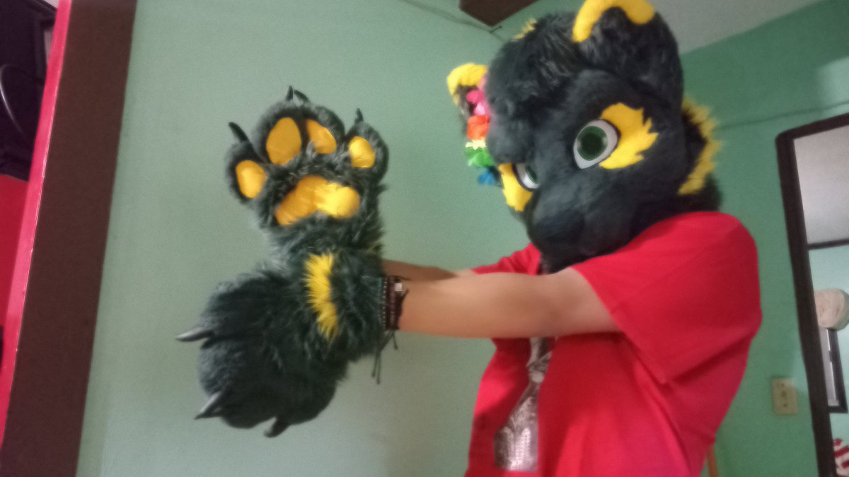 Gar_Code_art's tweet photo. @FurryTrashMx Mi bajito Code, no tengo mucho arte. https://t.co/QWQpaaOZgX