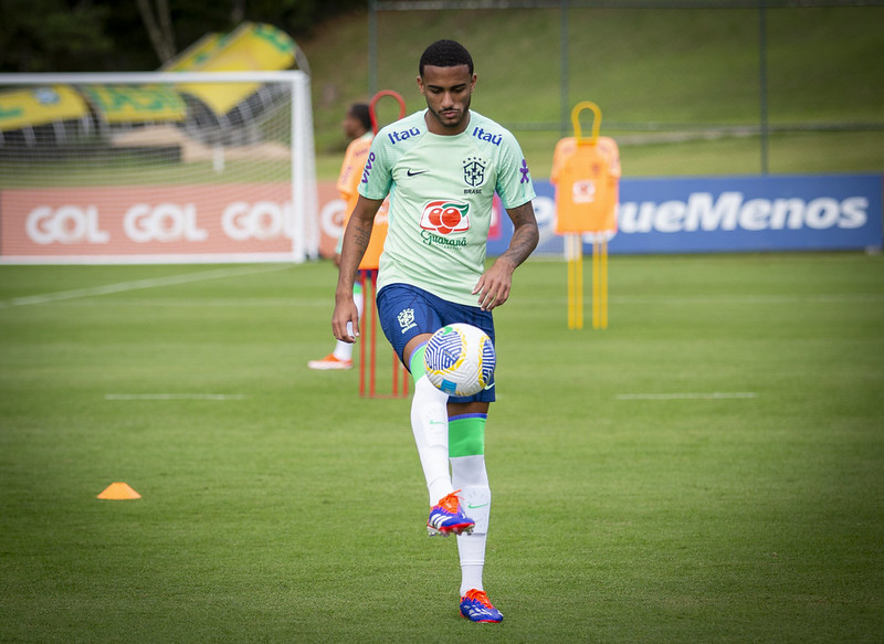 XeremStuff's tweet photo. Kayky no treino da Seleção Brasileira Sub-20 (05/06). 🇧🇷

📸: Joilson Marconne/CBF https://t.co/W1PI4iCgAA