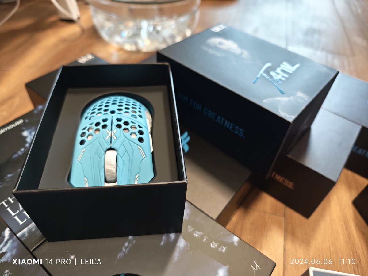 Ch1at0's tweet photo. I have become a finalboy😇@finalmouse https://t.co/CLifqYIEz9