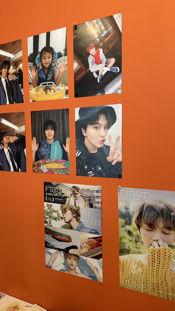 wayyyyyyy0205's tweet photo. 📍카페코그
해찬이 얼굴이 대빵커서 넘 귀여웠어요..💚💚
들어오자마자 사진도 엄청 잘 배치 되어 있고 엄청 많아서 넘 좋았어요💕💕
#올해도_해찬날_기다려왔쨘니 https://t.co/lIPsA2KTg4