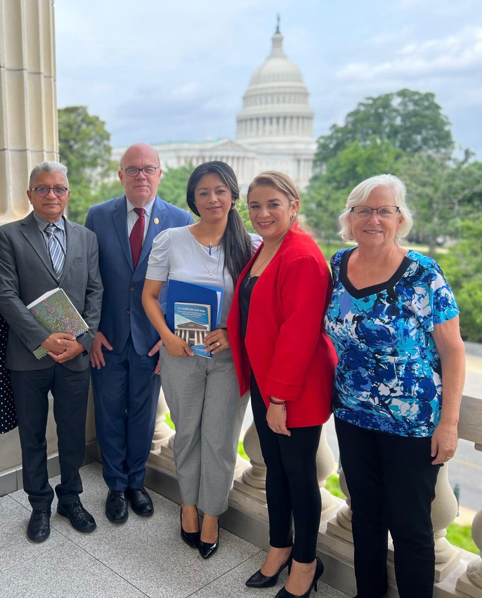 Ingrydadriana's tweet photo. We thank you so much @RepMcGovern for hearing us today. The #Stateofexception has come at a cost with thousands of innocent people jailed, more than three hundred innocent people have died because of torture and Inhuman treatment. #USA #Washington #ElSalvador https://t.co/TFKJqzlnfd