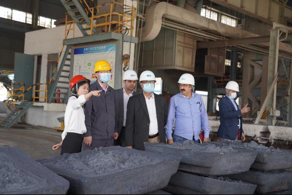 CathayPak's tweet photo. Export Processing Zones Authority visited #Saindak Copper-Gold Project, toured facilities and learned about the production & #MRDL’s corporate culture, social responsibility and achievements. #EPZA Chairman highlighted the project’s significant role in 🇨🇳🇵🇰 cooperation. https://t.co/7B5NAs6VFH