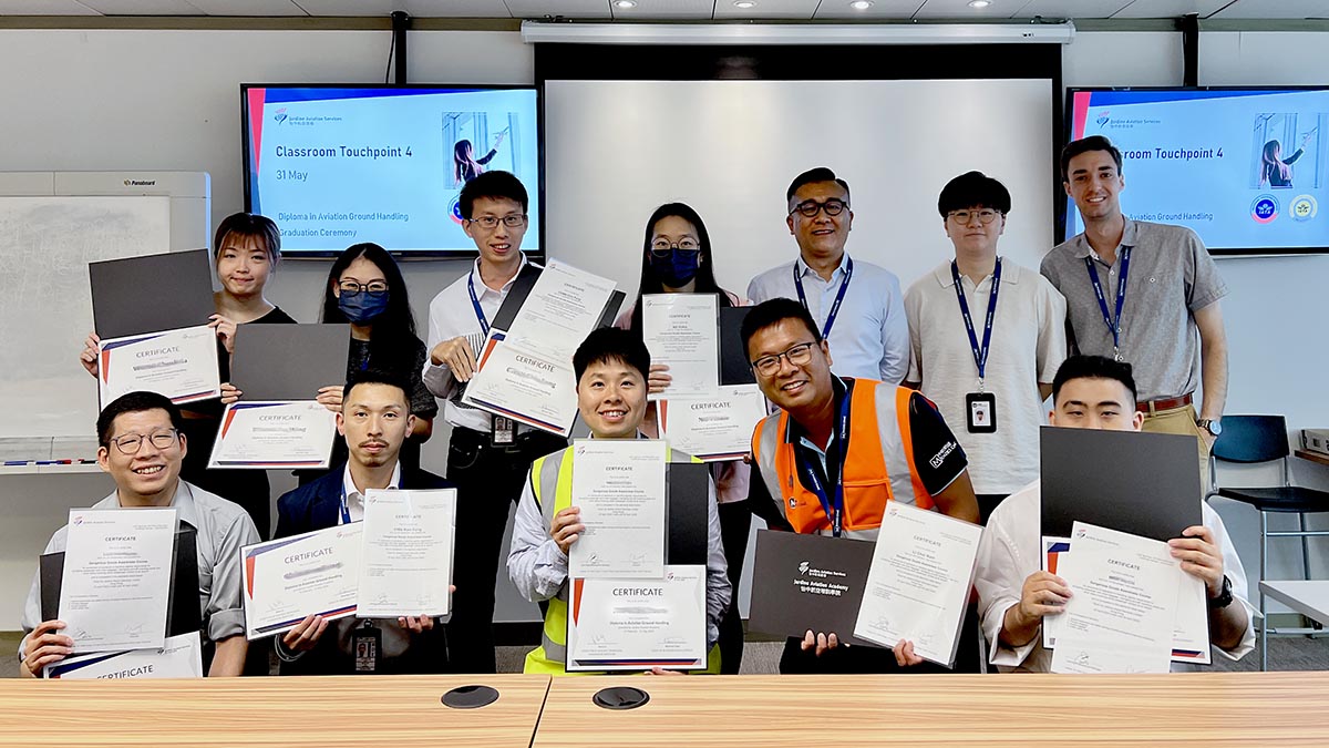 Exciting news from Hong Kong!

The Menzies CNAC Aviation Academy's Diploma in Aviation Ground Handling has successfully completed its first programme developed in partnership with Airport College International Ltd.

More:  mailchi.mp/airportcollege…