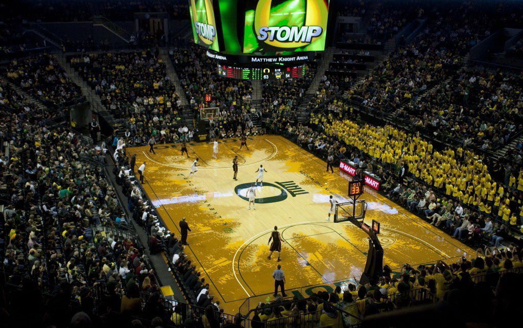 I’m blessed and excited to say I’ve received an offer from the university of Oregon 💚🤍#Goducks <a href="/SJ_Hoops/">St. Joseph Hoops</a> <a href="/teamwhynot/">Why Not</a>