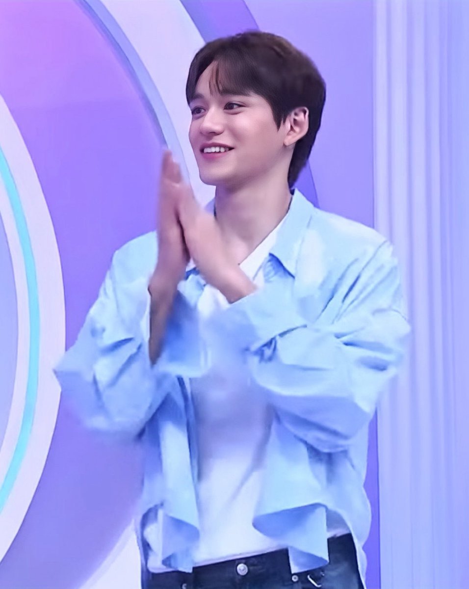 444feed's tweet photo. [translation thread]
240605 #LUCAS Insertlive interview

❣️ watch the full segment on youtube for cute dancing and playing games moments (only the interview part will be translated here) - link at end of thread https://t.co/xlB0MDEdht