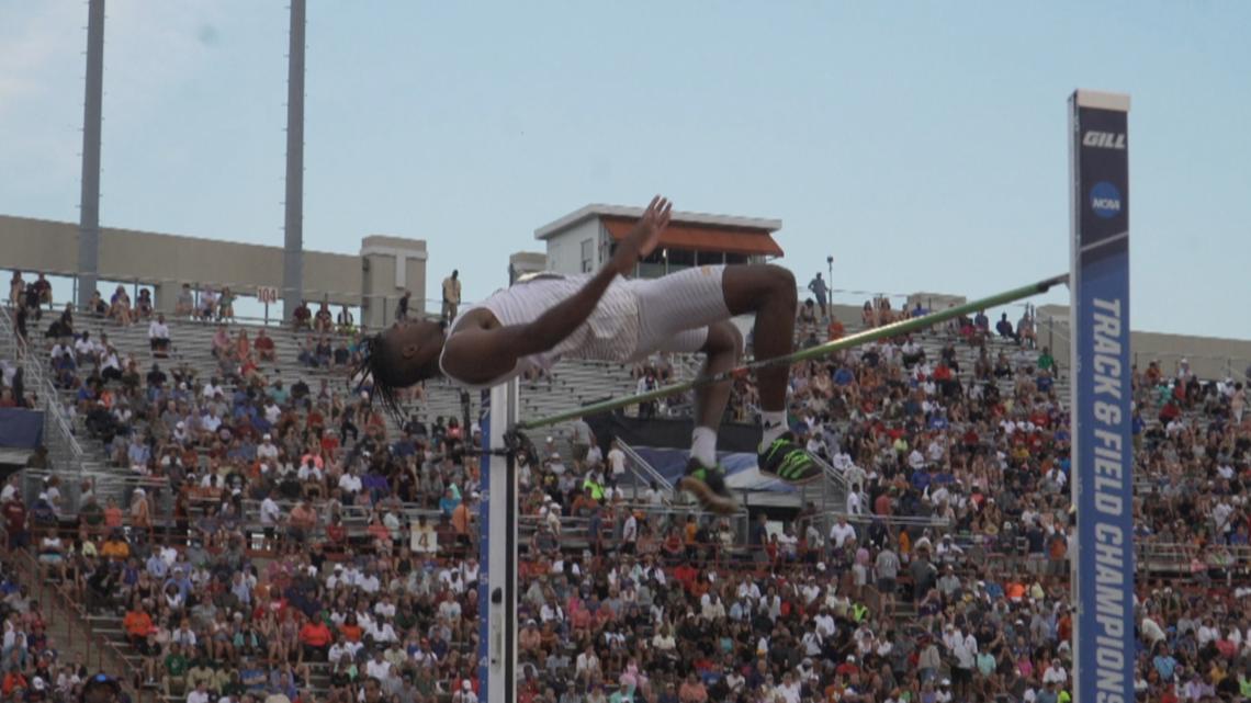 JackSomers's tweet photo. UAPB high jumper aims to make history at NCAA track &amp; field national championship https://t.co/JPz2fqKB36 https://t.co/Q7EuJ16lmA