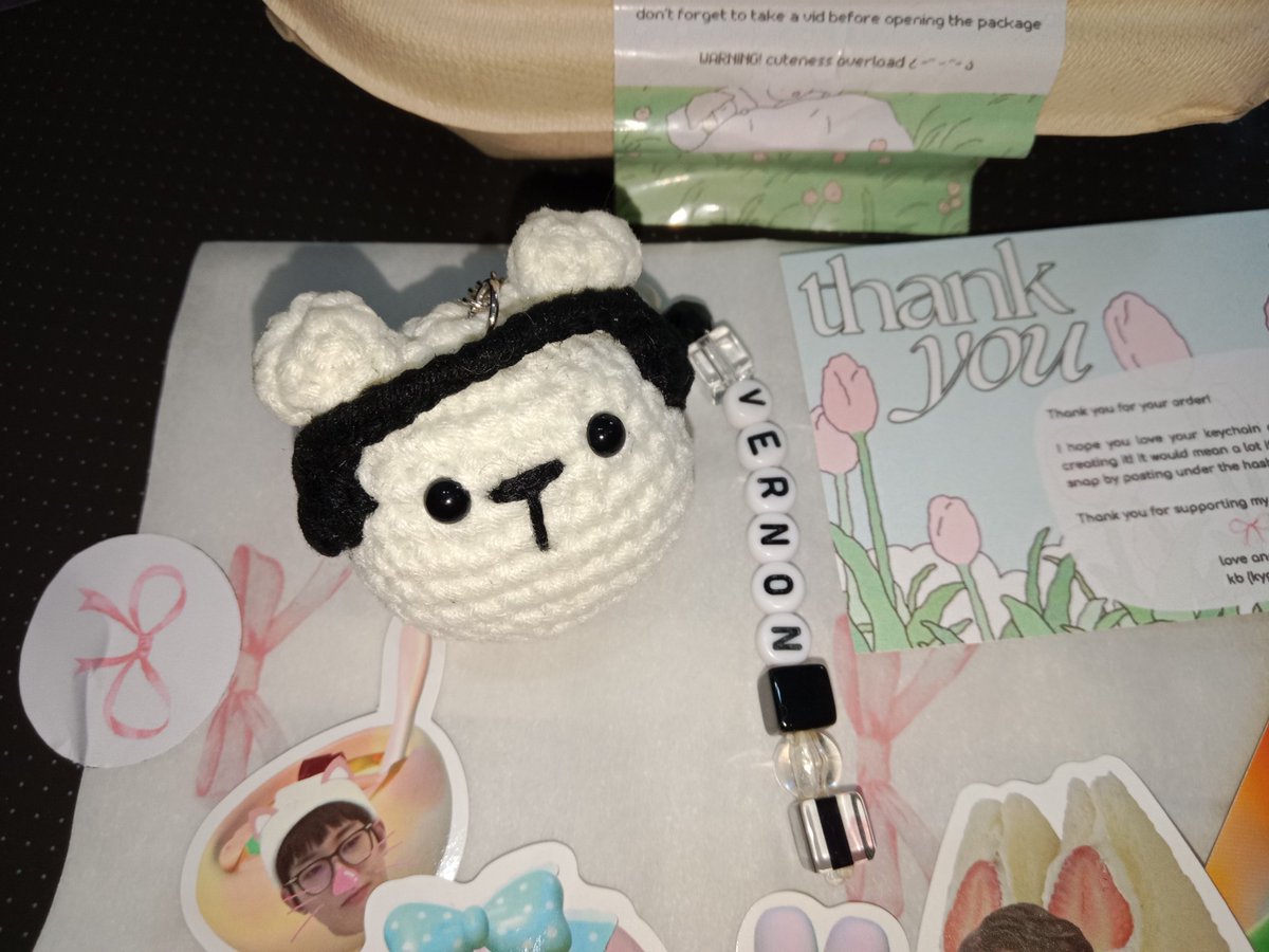 mywonu_nonlyy's tweet photo. Received a lovely mail todayy. Thankyouu so muchh @kygyunie_ for ga! (∩˃ ᵕ ˂∩)♡ I got nonieee, the keychain is sooo cutee!! tysm (⁠♡⁠ω⁠♡⁠ ⁠)⁠ ⁠~⁠♪

 #giveawaysbykb https://t.co/pK5SkoJVRs
