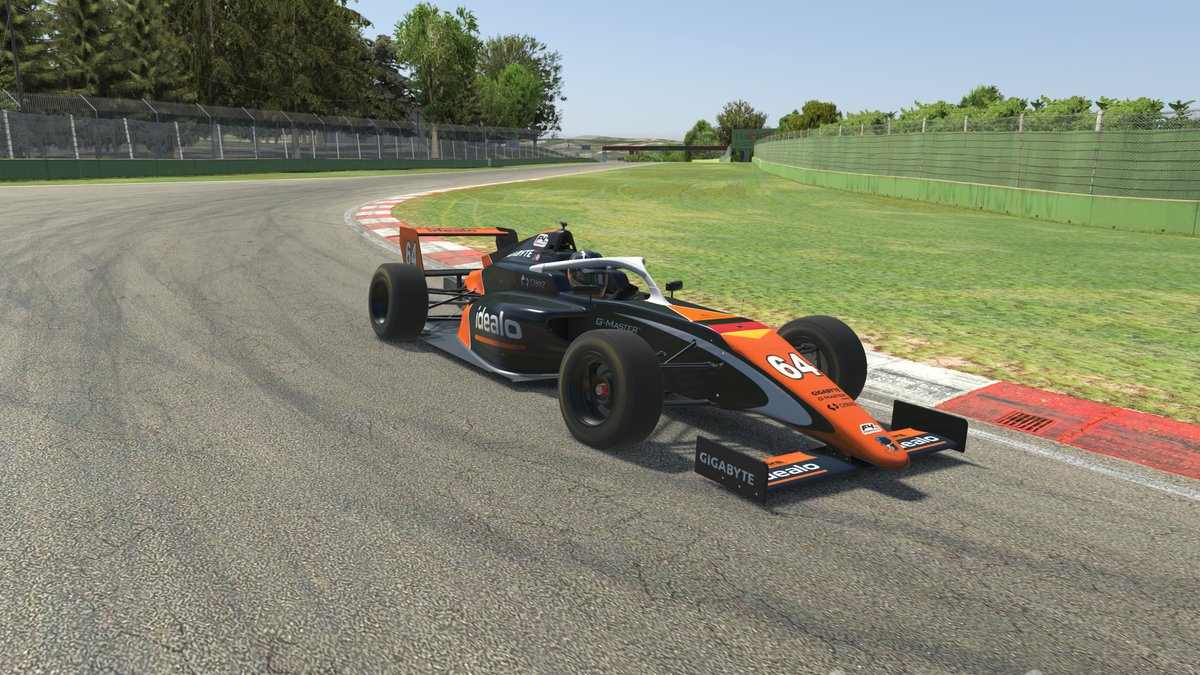 PlayingDucks's tweet photo. Wir freuen uns, dass unser @playingducks Fahrer Niklas Gomez Ruiz an der @ADAC Formel 4 German Championship 2024 teilnehmen wird! Verpasst nicht das Rennen auf dem #Nürburgring am 12. Juni 2024 auf YouTube, Facebook und Twitter. Viel Erfolg Niklas! #ADAC #Formel4 #Simracing https://t.co/1I8CocoSFz