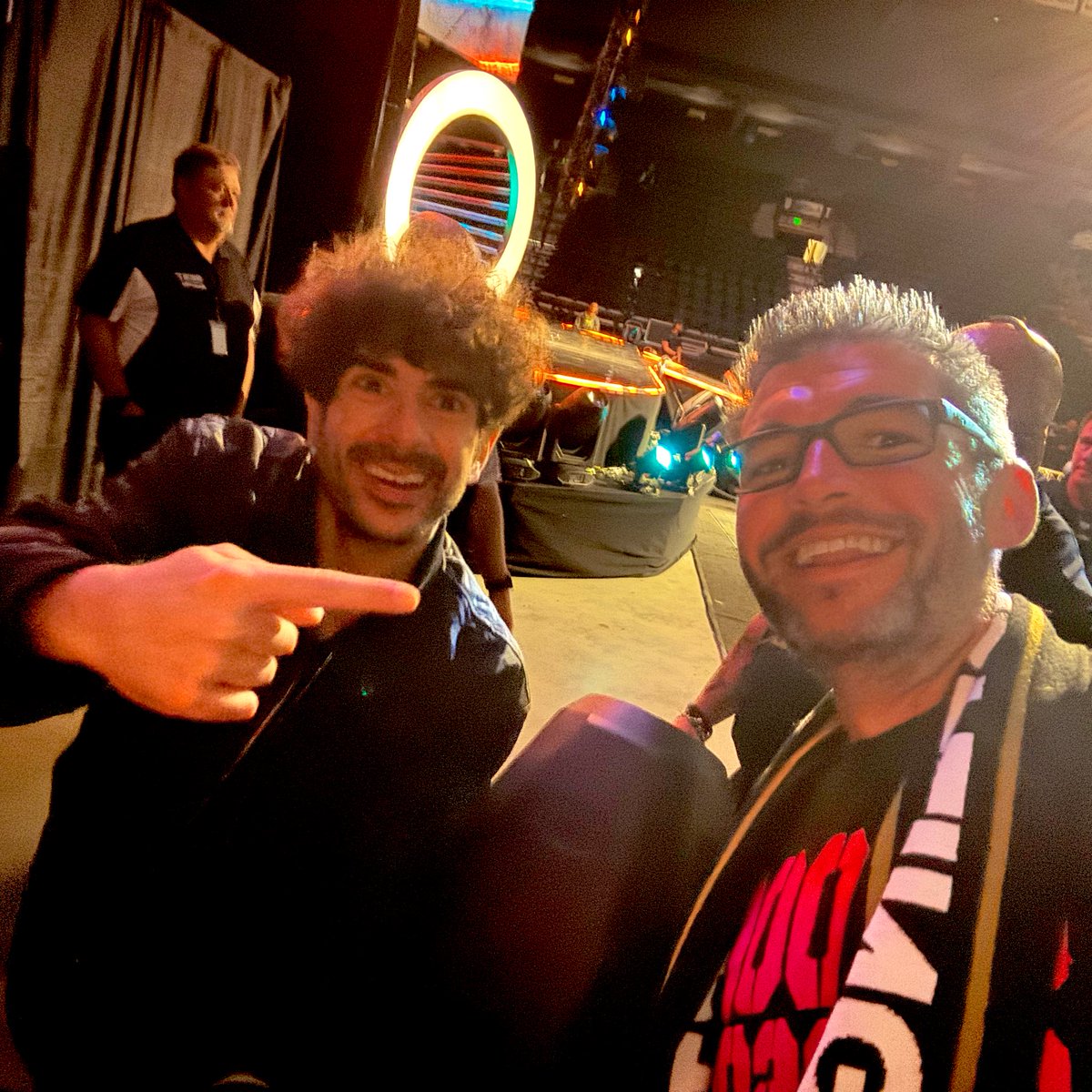 NicoFoCo's tweet photo. Thank you @TonyKhan and @AEW @AEWonTV for a fantastic night in Loveland, CO! https://t.co/DMYMhyA60Z