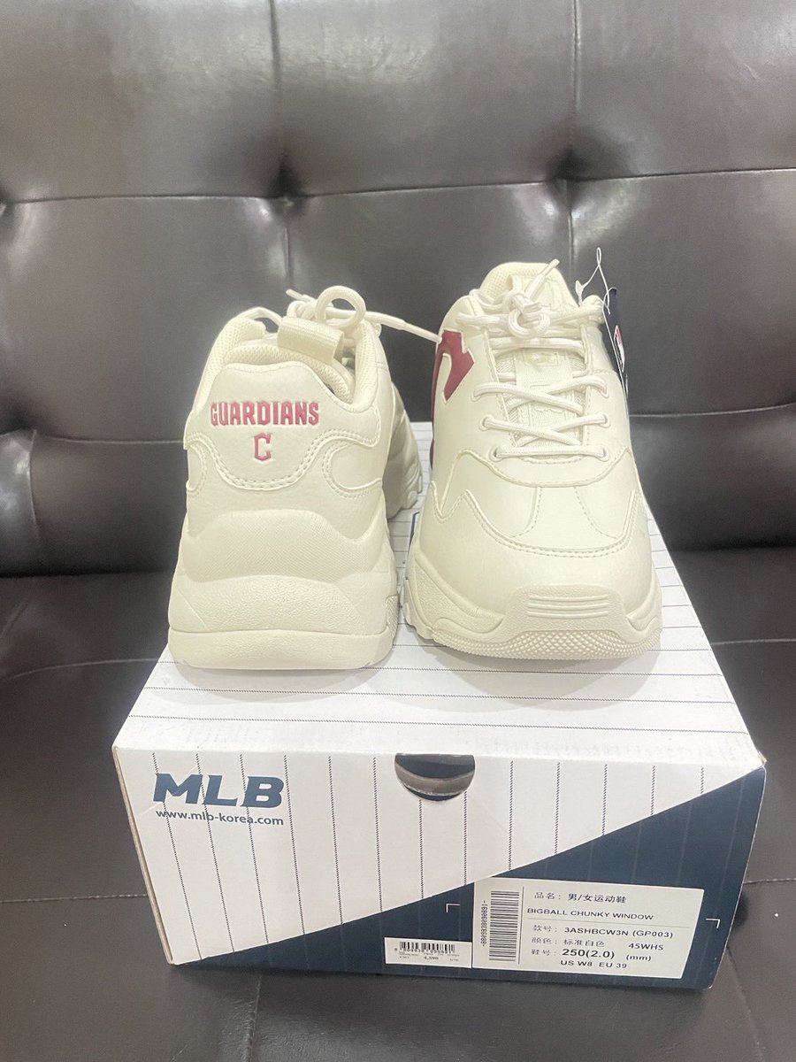 goodiefluff's tweet image. ส่งต่อ MLB Big Ball Chunky ของใหม่ยังไม่เคยใส่ค่า
Size UK5 

ราคา 2,200 ส่งฟรี💖 ซื้อจาก Shop แฟชั่นไอร์แลนด์
#mlbth #ส่งต่อmlb #รองเท้ามือสอง #ส่งต่อรองเท้า #mlbthailand