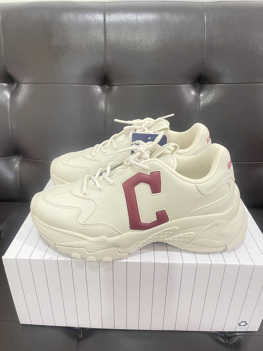 goodiefluff's tweet image. ส่งต่อ MLB Big Ball Chunky ของใหม่ยังไม่เคยใส่ค่า
Size UK5 

ราคา 2,200 ส่งฟรี💖 ซื้อจาก Shop แฟชั่นไอร์แลนด์
#mlbth #ส่งต่อmlb #รองเท้ามือสอง #ส่งต่อรองเท้า #mlbthailand