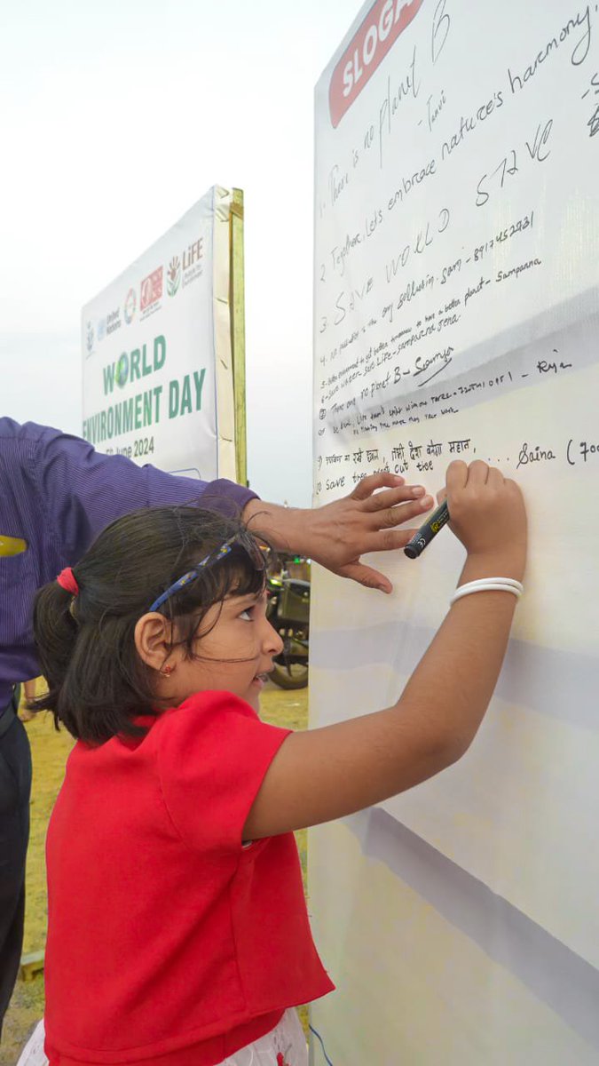 Aahwanofficial's tweet photo. We Celebrated #WorldEnvironmentDay2024 at Paradeep Sea Beach . We raised awareness about environmental conservation through engaging activities like a quiz and slogan competition. Prizes were awarded to inspire a deeper connection with our cause.
@SatpathyLive @DharitriLive1 https://t.co/c4rgJVY631