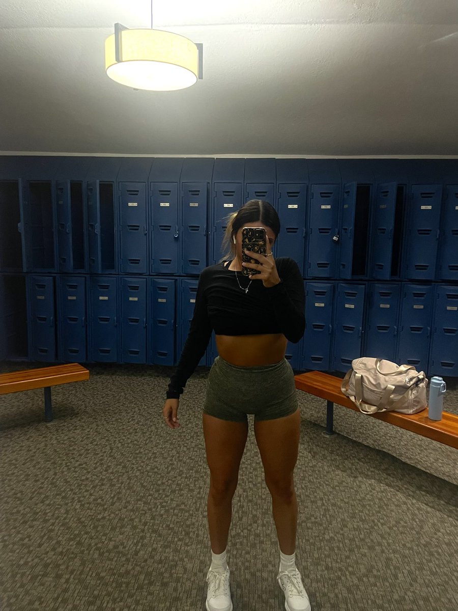 regmmartinez's tweet photo. The lil leg pump 🥹 https://t.co/FrD0jBljZ8