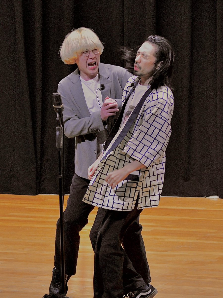 nit_chusitu's tweet image. 5月24日に新入生歓迎お笑いライブを開催しました。

ゲストの「#蛙亭」さん、「#真空ジェシカ」さん、「#大谷健太」さんにネタを披露していただきました！

新入生をはじめ、お越しくださいました皆さま、ありがとうございました！