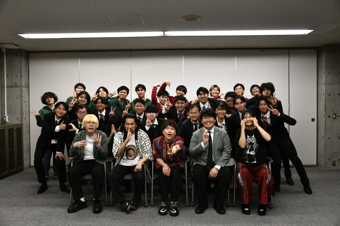 nit_chusitu's tweet image. 5月24日に新入生歓迎お笑いライブを開催しました。

ゲストの「#蛙亭」さん、「#真空ジェシカ」さん、「#大谷健太」さんにネタを披露していただきました！

新入生をはじめ、お越しくださいました皆さま、ありがとうございました！