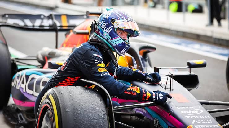 anant2909's tweet photo. @F1Wallpapers4K One for this cold celebration.... https://t.co/bRyb6s5WPs