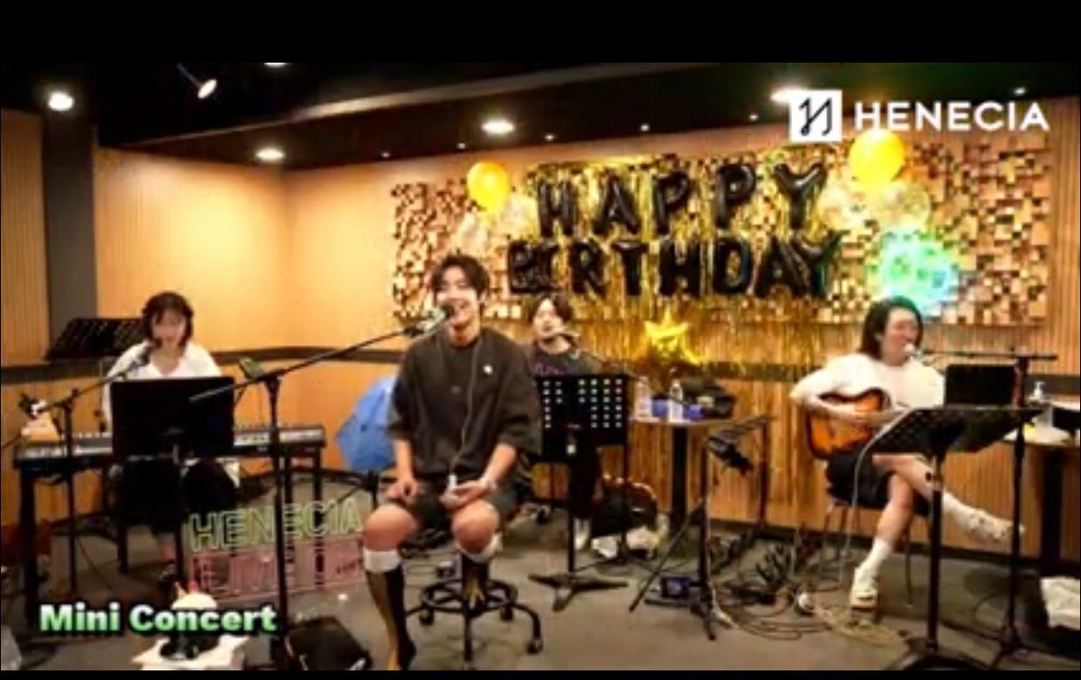 gikimtan's tweet photo. Happy Birthday Kim Hyun Joong  🎂🎉💚 #kimhyunjoong https://t.co/p8HgGUCJQ0