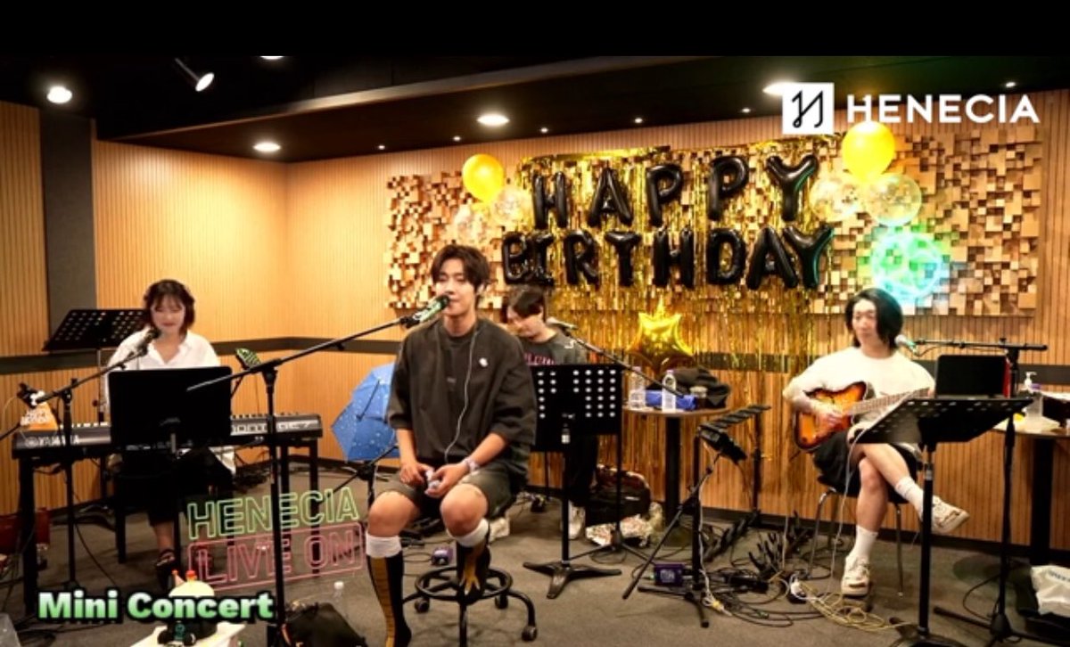 gikimtan's tweet photo. Happy Birthday Kim Hyun Joong  🎂🎉💚 #kimhyunjoong https://t.co/p8HgGUCJQ0