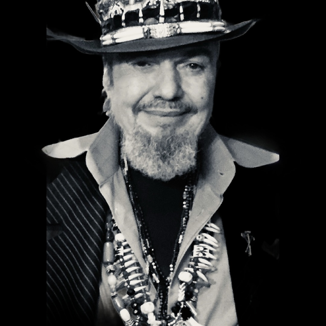 Thank you for keeping Dr. John’s spirit and music in your heart, on this five year anniversary of his passing.
11/20/1941 — 06/06/2019
nitetripper.com/2024/06/04/dr-…