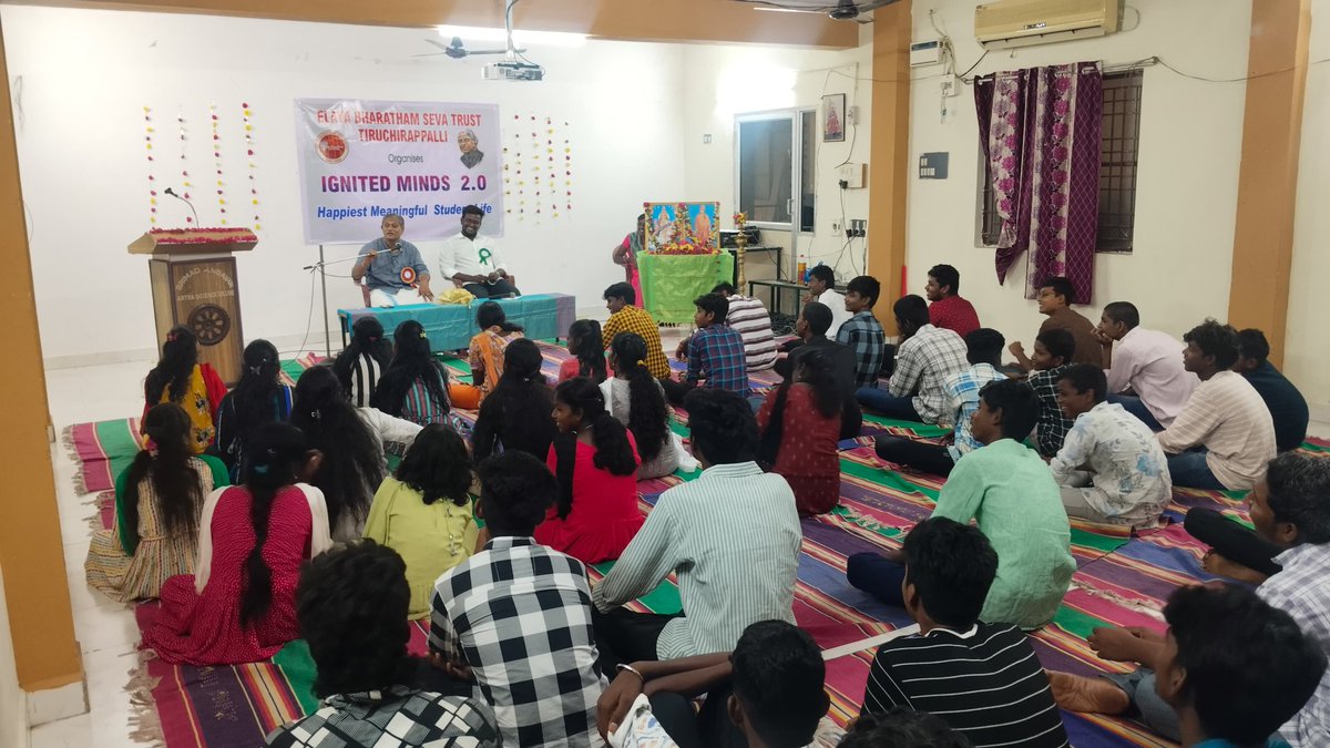 abvp_trichy's tweet photo. Glimpse of Ignited Minds 2.O - Organised by Elaya Bharatham Seva Trust Tiruchirapalli.
#IgnitedMinds #StudentsForDevelopment 
@ABVPSouthTN https://t.co/pQNNUnuAds