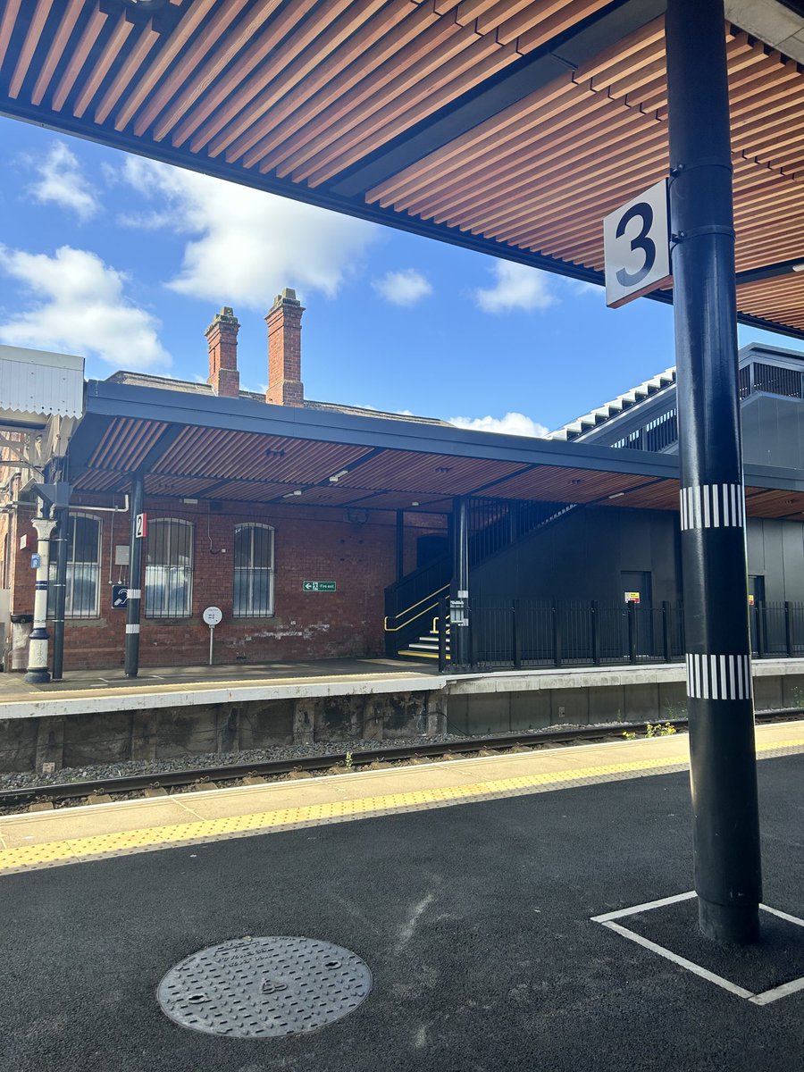 Emma Bolton tweet media