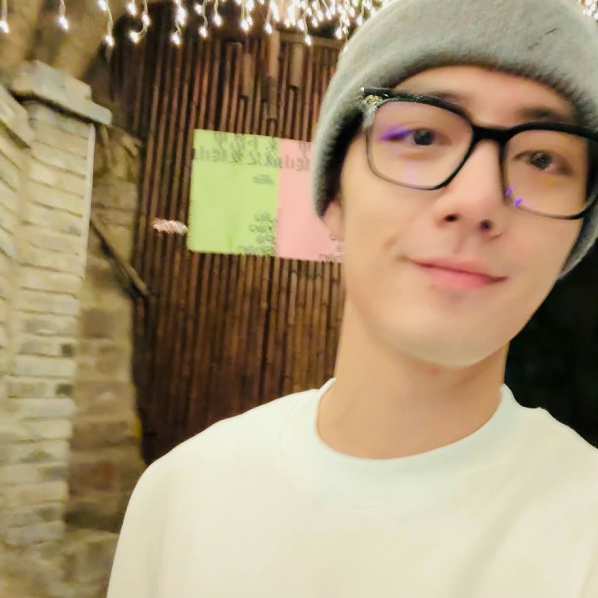 meenping__86's tweet photo. หล่อจนเบลอ เหนละเอ็นดู๊❤️🐰

#XiaoZhan #肖战 #เซียวจ้าน https://t.co/zLz06FRByJ