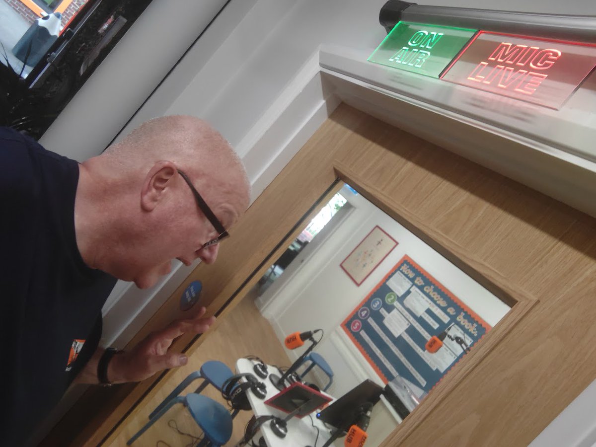 RussellPrue's tweet photo. Day Three - @westhorndonprim installing #WHRadio 2.0, after 10 fabulous years of broadcasting into the playground & to Parents with me, they're upgrading to my new HUB STUDIO PLUS with Live 2 Parents on their https://t.co/53eNtVfLDe channel #PupilVoice #SelfEsteem at their best. https://t.co/mq59uxb69b